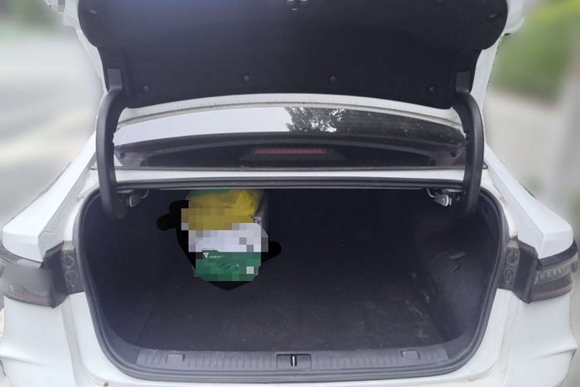 Used Chery Fengyun A8 2024 127 ZHU FENG Version Trunk