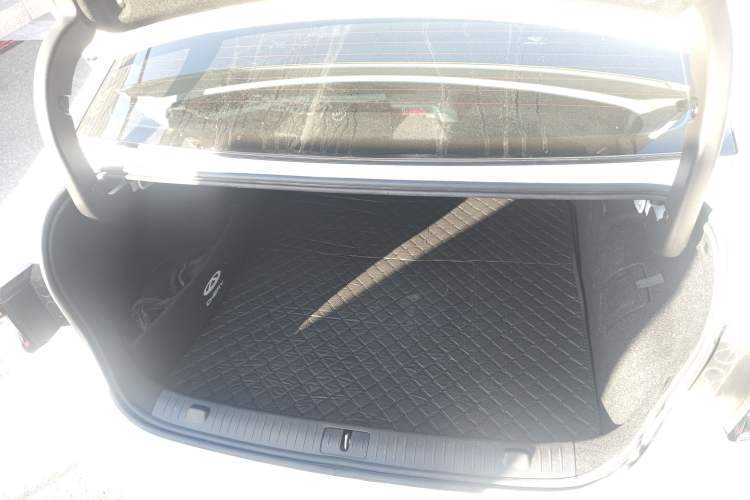 Used Chery Fengyun A8 2024 127 Long-Distance Edition Standard Version Trunk