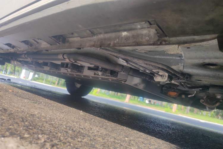 Used Chery Fengyun A8 2025 Model 70km Basic Version Chassis Front Right