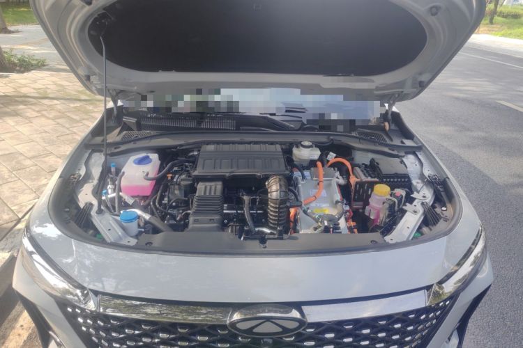 Used Chery Fengyun A8 2025 Model 70km Basic Version Engine Bay