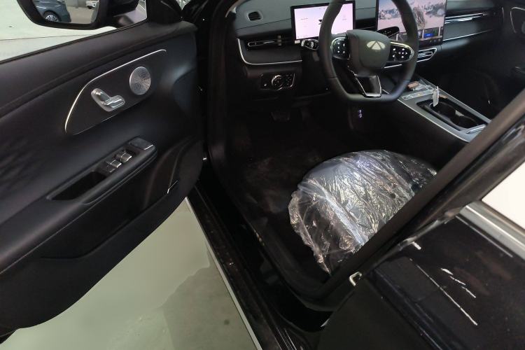 Used Chery Fengyun A8L 2025 1.5 TGDI 145 km Comfort Version Driver Seat