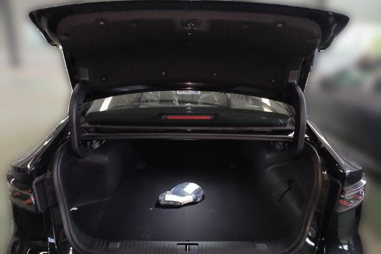 Used Chery Fengyun A8L 2025 1.5 TGDI 145 km Comfort Version Trunk