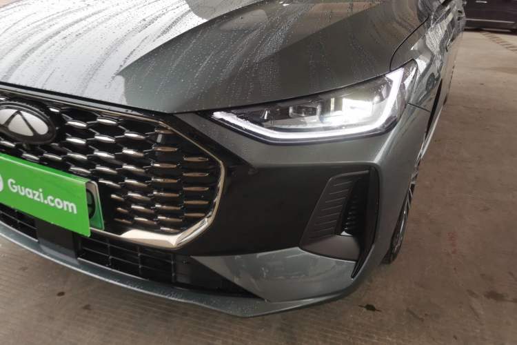 Used Chery Fengyun A8L 2025 1.5 TGDI 145 km Luxury Version Left Front Headlight
