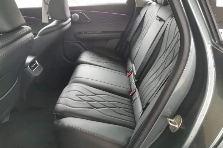 Used Chery Fengyun A8L 2025 1.5 TGDI 145 km Luxury Version Left Rear Seat