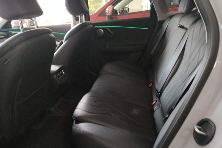 Used Chery Fengyun A8L 2025 1.5 TGDI 145 km Luxury Version Interior 4
