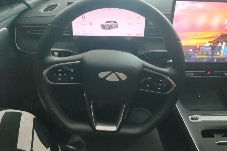 Used Chery Fengyun A8L 2025 1.5 TGDI 145 km Luxury Version Steering Wheel