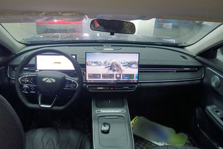 Used Chery Fengyun A8L 2025 1.5 TGDI 145 km Standard Version Interior 2