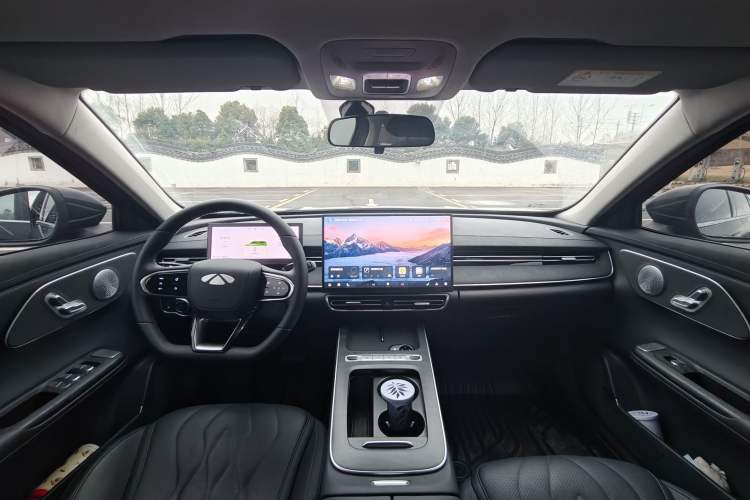 Used Chery Fengyun A8L 2025 1.5 TGDI 145 km Comfort Version Interior 6