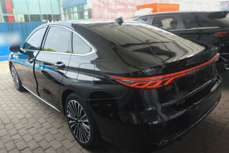 Used Chery Fengyun A8L 2025 1.5 TGDI 145 km Luxury Version Rear Left 45 Deg