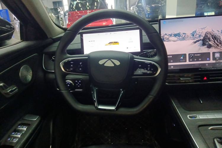 Used Chery Fengyun A8L 2025 1.5 TGDI 145 km Standard Version Steering Wheel