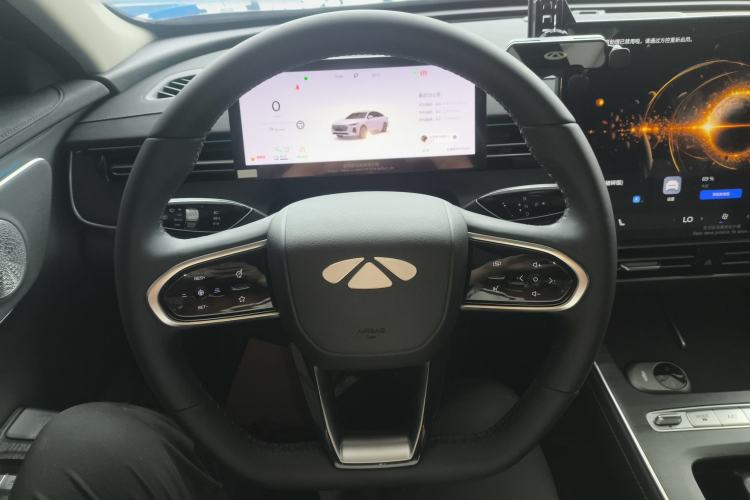 Used Chery Fengyun A8L 2025 1.5 TGDI 145 km Luxury Version Steering Wheel