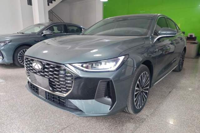 Used Chery Fengyun A8L 2025 1.5 TGDI 145 km Luxury Version
