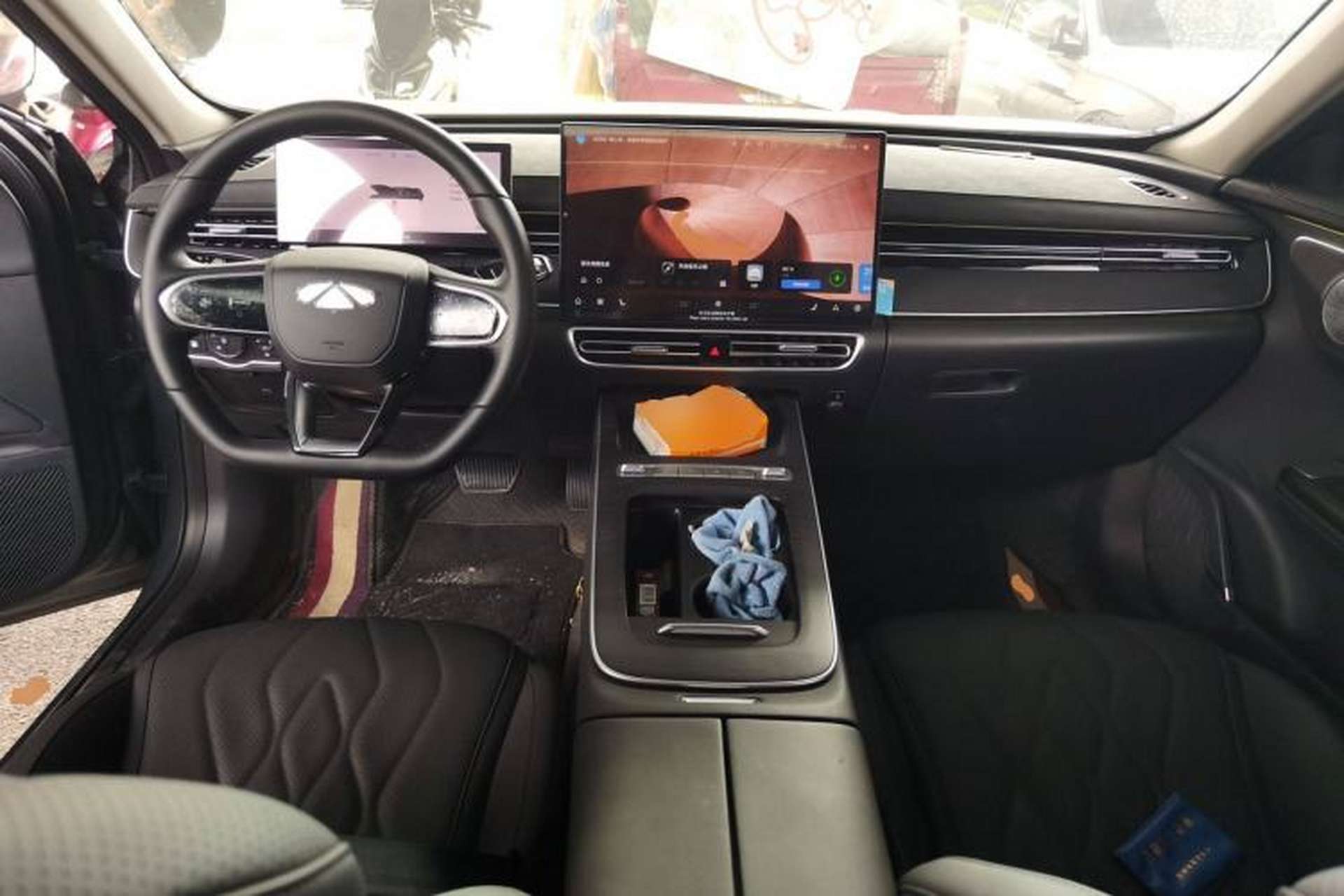 Used Chery Fengyun A8L 2025 1.5 TGDI 145 km Luxury Version Center Console