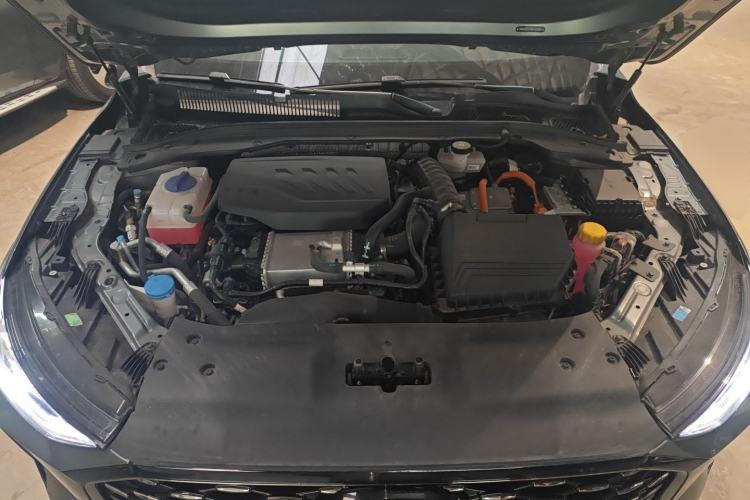 Used Chery Fengyun A8L 2025 1.5 TGDI 145 km Luxury Version Engine Bay