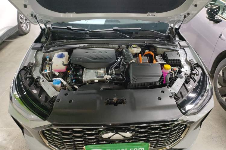 Used Chery Fengyun A8L 2025 1.5 TGDI 145 km Luxury Version Engine Bay