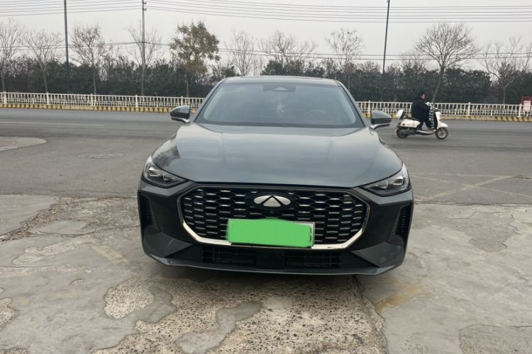 Used Chery Fengyun A8L 2025 1.5 TGDI 145 km Luxury Version Exterior 10
