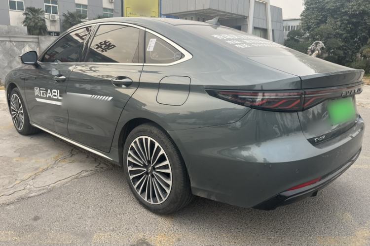 Used Chery Fengyun A8L 2025 1.5 TGDI 145 km Luxury Version Exterior 3