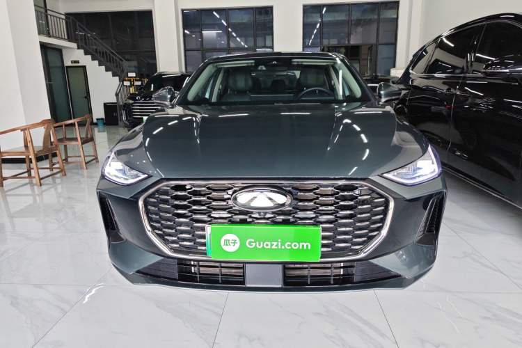 Used Chery Fengyun A8L 2025 1.5 TGDI 145 km Luxury Version Front