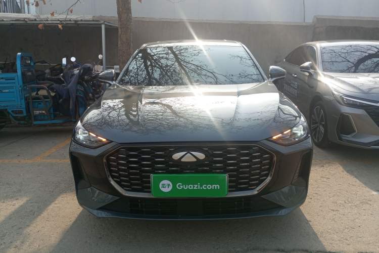 Used Chery Fengyun A8L 2025 1.5 TGDI 145 km Luxury Version Front