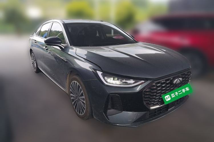 Used Chery Fengyun A8L 2025 1.5 TGDI 145 km Luxury Version Front Right 45 Deg