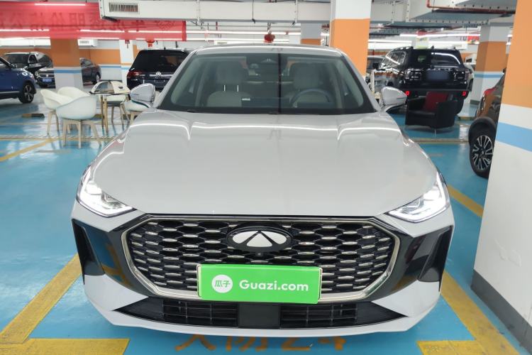Used Chery Fengyun A8L 2025 1.5 TGDI 145 km Luxury Version Front