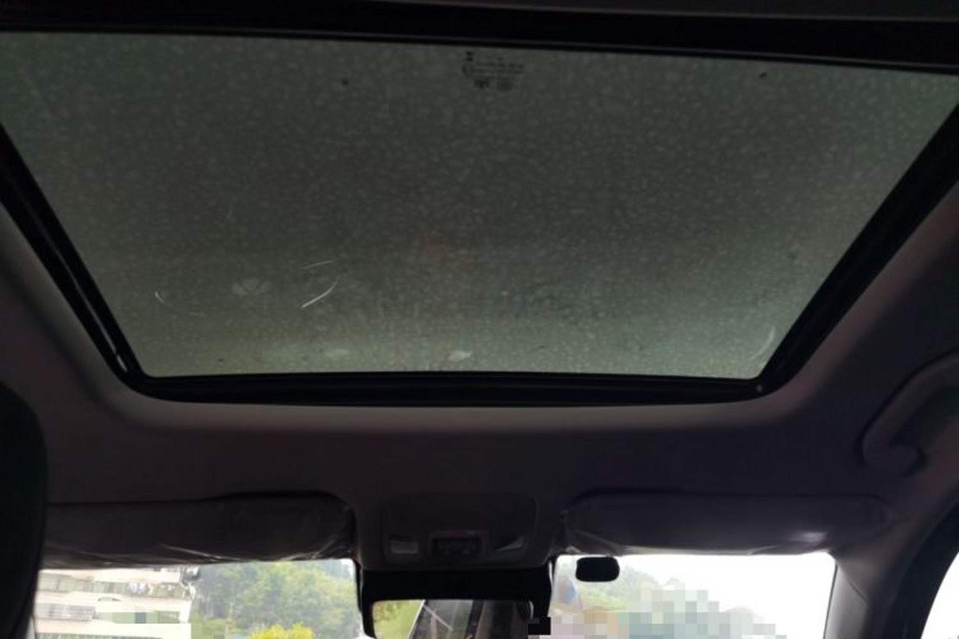 Used Chery Fengyun A8L 2025 1.5 TGDI 145 km Luxury Version Headliner