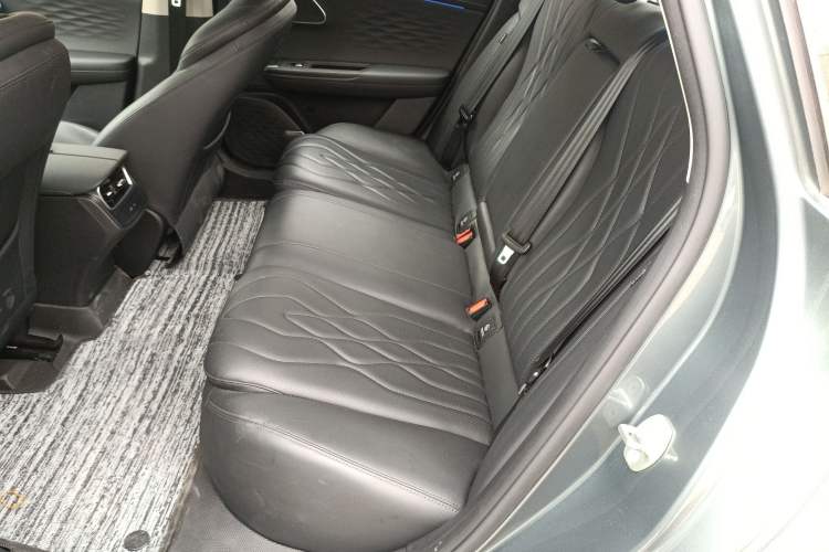 Used Chery Fengyun A8L 2025 1.5 TGDI 145 km Luxury Version Interior 4