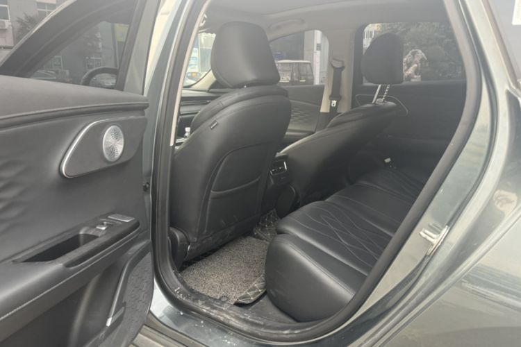 Used Chery Fengyun A8L 2025 1.5 TGDI 145 km Luxury Version Interior 5