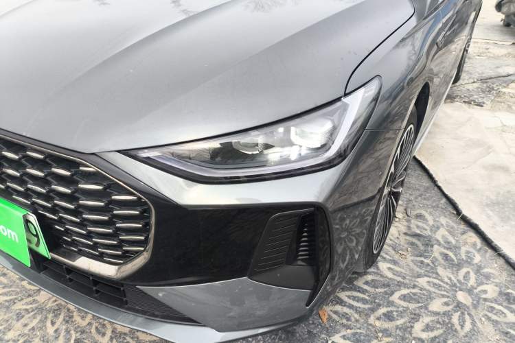 Used Chery Fengyun A8L 2025 1.5 TGDI 145 km Luxury Version Left Front Headlight