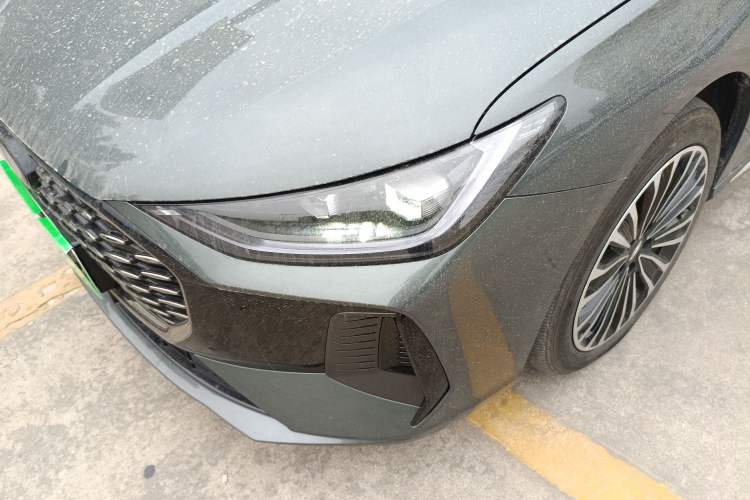 Used Chery Fengyun A8L 2025 1.5 TGDI 145 km Luxury Version Left Front Headlight