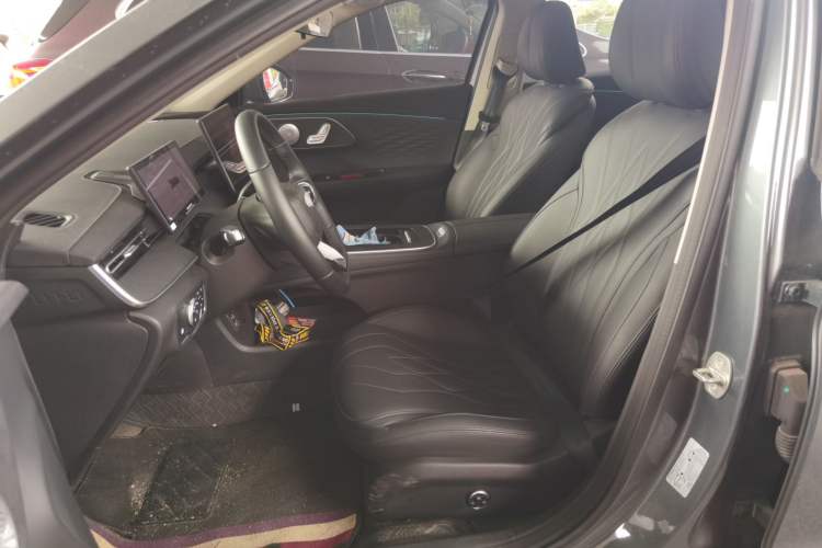 Used Chery Fengyun A8L 2025 1.5 TGDI 145 km Luxury Version Left Front Seat
