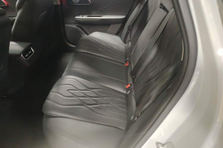 Used Chery Fengyun A8L 2025 1.5 TGDI 145 km Luxury Version Left Rear Seat