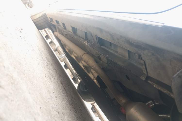 Used Chery Fengyun A8L 2025 1.5 TGDI 145 km Luxury Version Left Side Sill