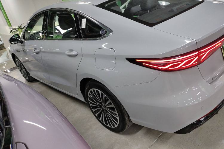 Used Chery Fengyun A8L 2025 1.5 TGDI 145 km Luxury Version Left Side