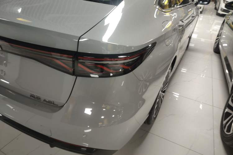 Used Chery Fengyun A8L 2025 1.5 TGDI 145 km Luxury Version Right Rear Taillight