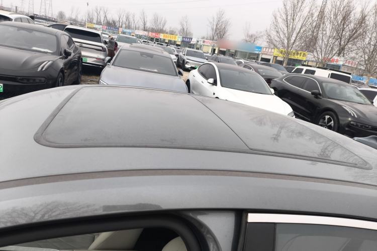 Used Chery Fengyun A8L 2025 1.5 TGDI 145 km Luxury Version Roof