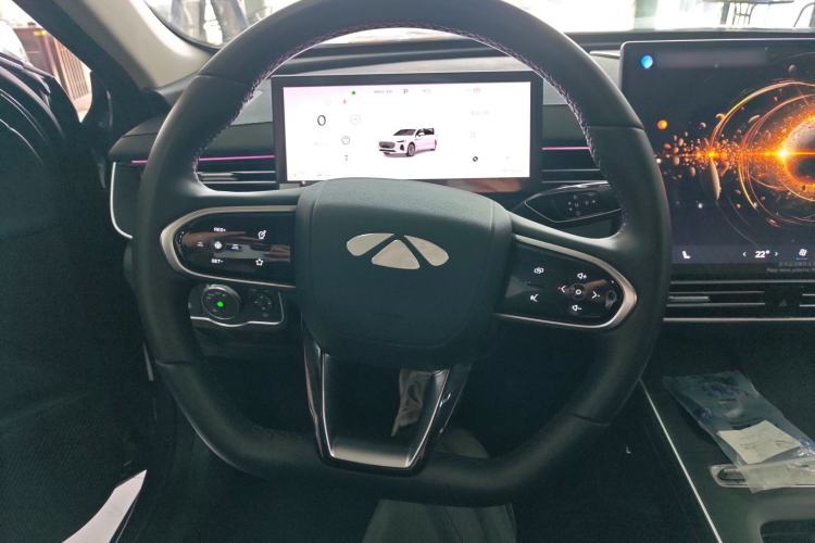 Used Chery Fengyun A8L 2025 1.5 TGDI 145 km Luxury Version Steering Wheel