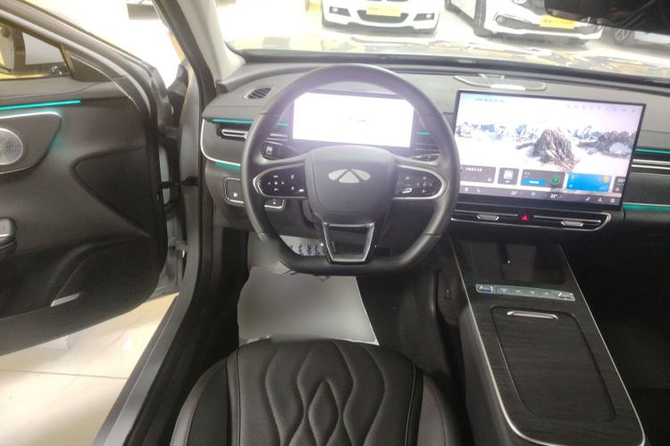 Used Chery Fengyun A8L 2025 1.5 TGDI 145 km Luxury Version Steering Wheel