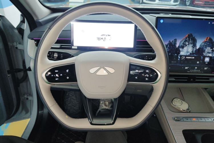 Used Chery Fengyun A8L 2025 1.5 TGDI 145 km Luxury Version Steering Wheel