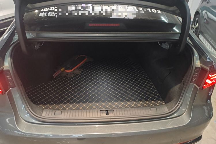 Used Chery Fengyun A8L 2025 1.5 TGDI 145 km Luxury Version Trunk