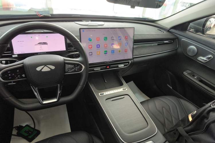 Used Chery Fengyun A8L 2025 1.5 TGDI 145 km Luxury Version Audio And AC Panel