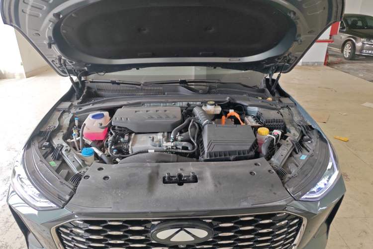 Used Chery Fengyun A8L 2025 1.5 TGDI 145 km Luxury Version Engine Bay