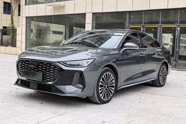Used Chery Fengyun A8L 2025 1.5 TGDI 145 km Luxury Version Exterior 1