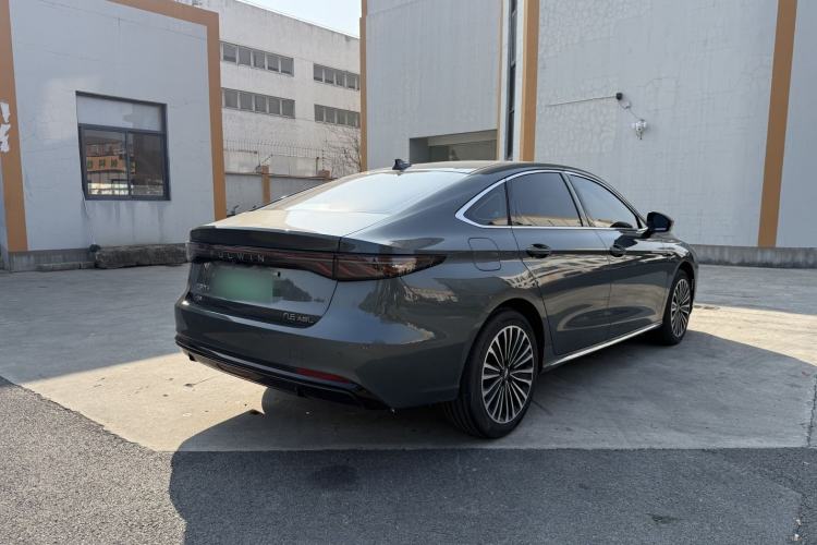 Used Chery Fengyun A8L 2025 1.5 TGDI 145 km Luxury Version Exterior 5