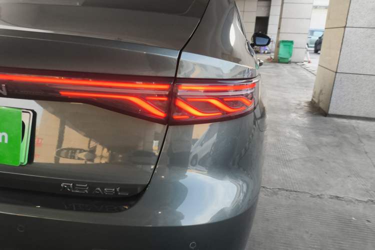 Used Chery Fengyun A8L 2025 1.5 TGDI 145 km Luxury Version Exterior 6