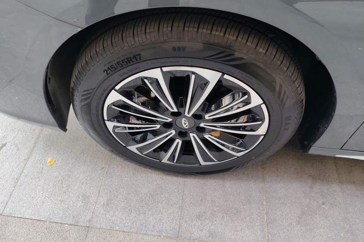 Used Chery Fengyun A8L 2025 1.5 TGDI 145 km Comfort Version Exterior 7