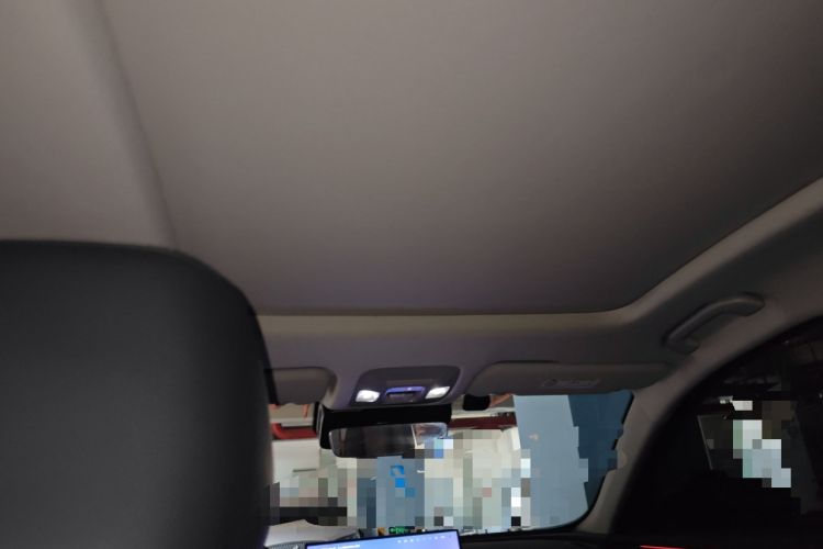 Used Chery Fengyun A8L 2025 1.5 TGDI 145 km Luxury Version Headliner
