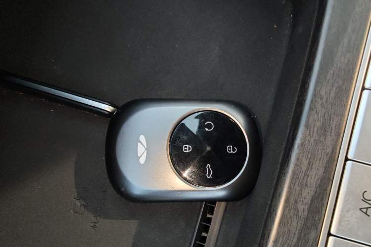 Used Chery Fengyun A8L 2025 1.5 TGDI 145 km Luxury Version Interior 1