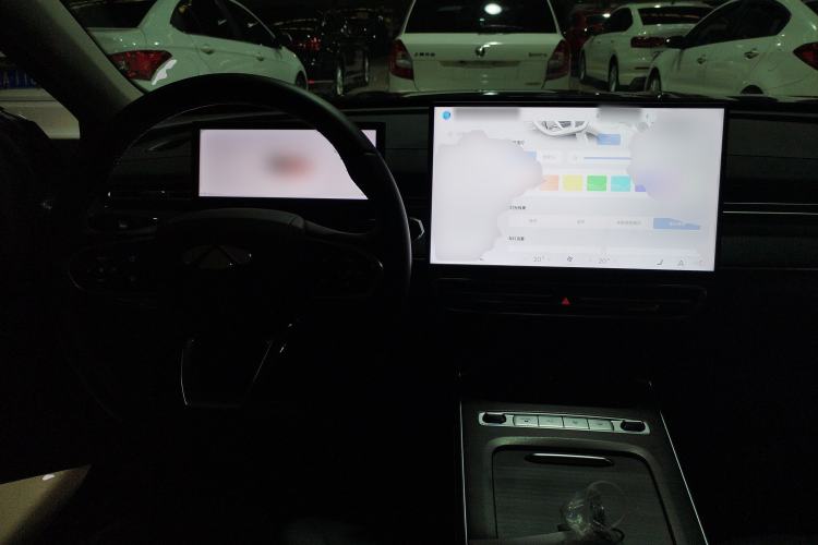Used Chery Fengyun A8L 2025 1.5 TGDI 145 km Luxury Version Interior 2