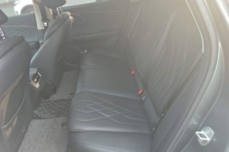 Used Chery Fengyun A8L 2025 1.5 TGDI 145 km Luxury Version Interior 4